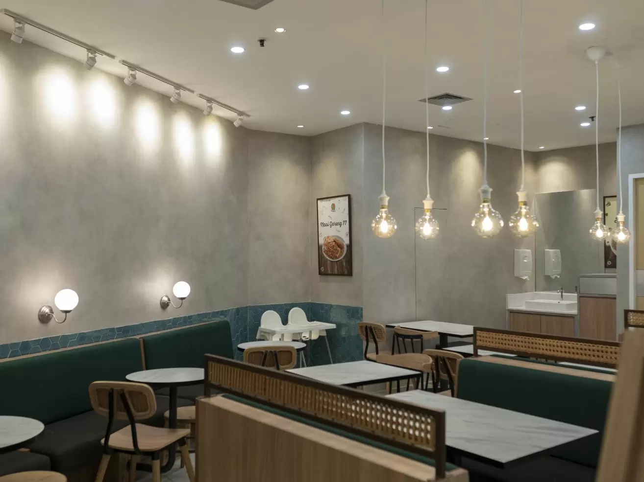 EsTeler 77 Plaza Blok M