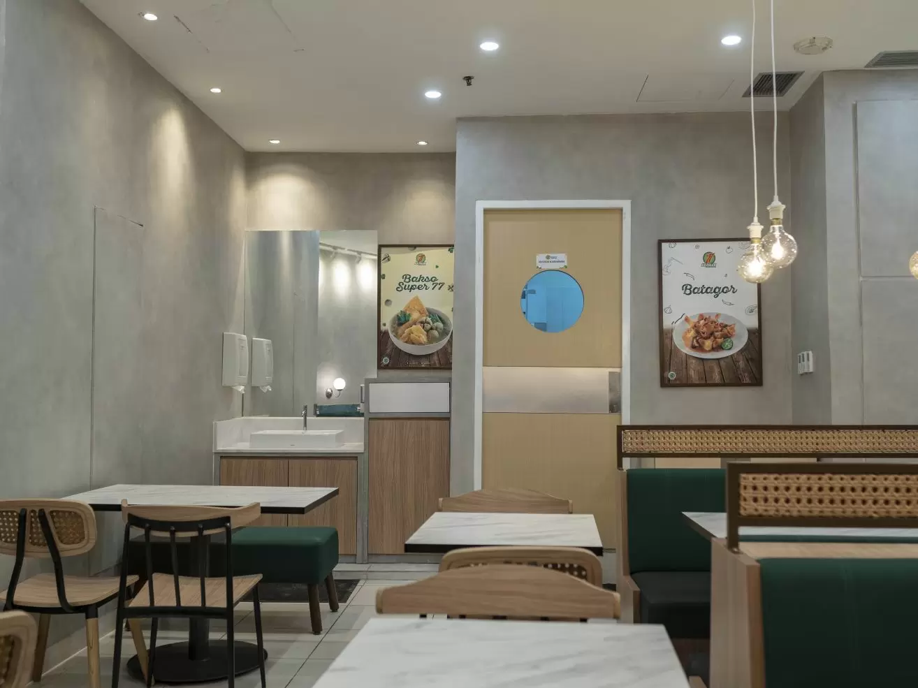 EsTeler 77 Plaza Blok M
