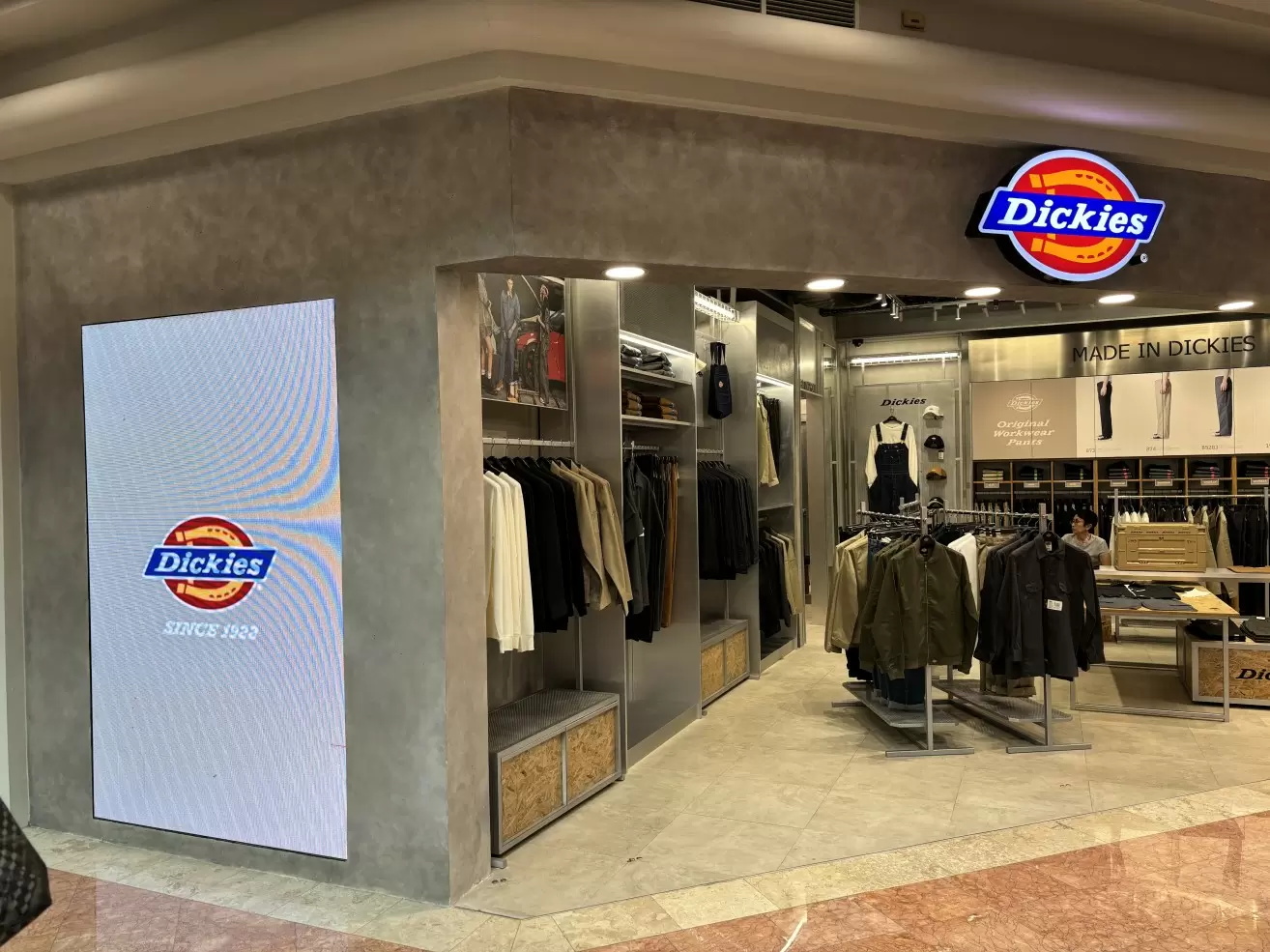 Dickies Plaza Senayan